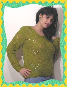 GRÜNES PULLOVER