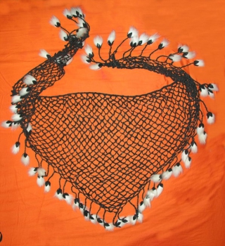 FETISCH LEDERKLEID MIT SCHAL UND TASCHE
