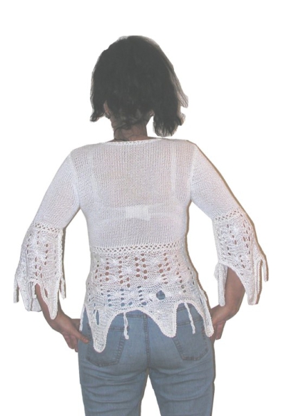 HANDGESTRICKTE EXTRAVAGANTE BLUSE N1