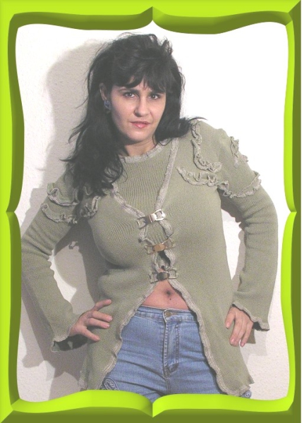 ROMANTISCHES TOP MIT JACKE N4