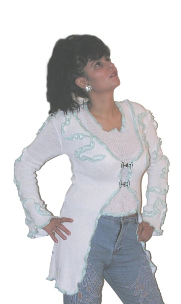 ROMANTISCHES TOP MIT JACKE N1
