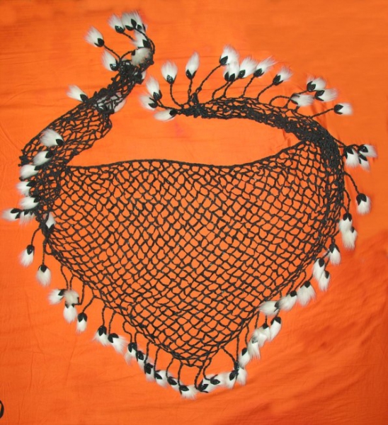 FETISCH LEDERKLEID MIT SCHAL UND TASCHE