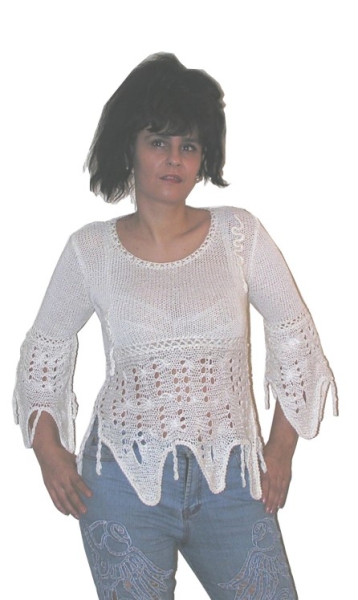 HANDGESTRICKTE EXTRAVAGANTE BLUSE N1