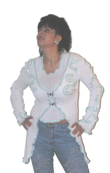 ROMANTISCHES TOP MIT JACKE N1